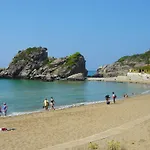 Large Apartment By The Pool - Pelekas Beach, Corfu